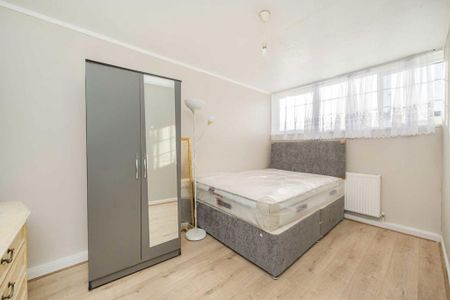 4 bedroom terraced house to rent - Photo 3