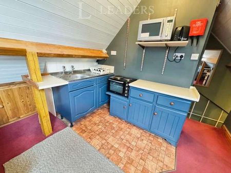 Studio, Whitley Elm Cottages, Warwick, CV35 - Photo 2