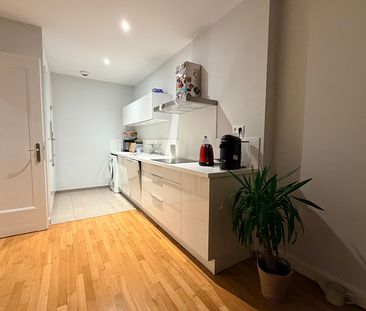 Location Appartement 3 pièces 81m² - Photo 4