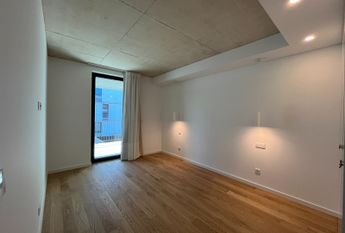Apartamento T1 no empreendimento DOCA Praia da Barra.