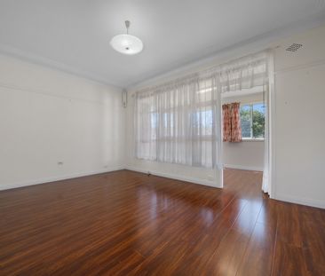 3 Bedroom House With Teenage Retreat - Photo 1