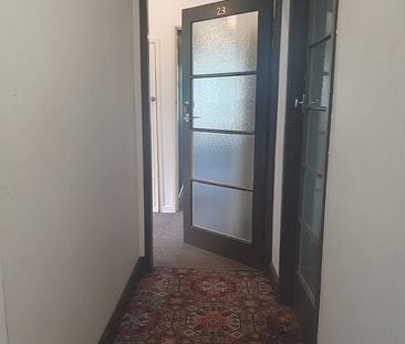 Top floor one bedroom apartment. - Photo 2