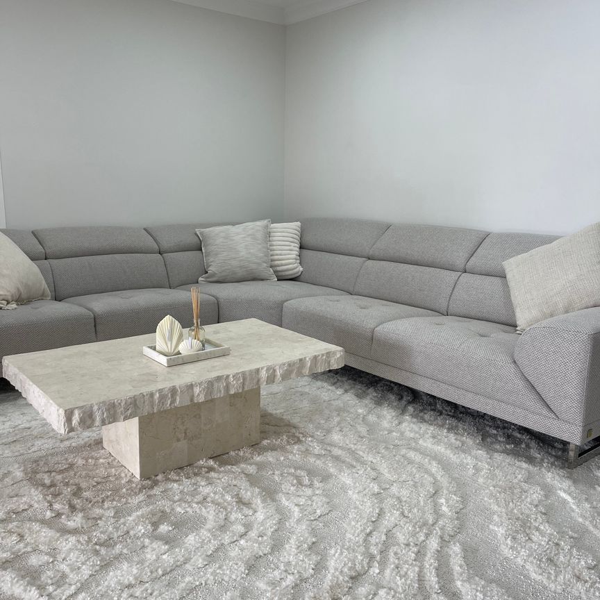 Sunshine North - Photo 1