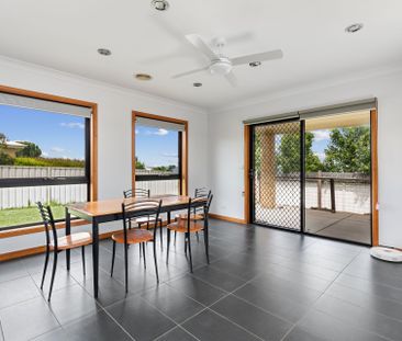 Spacious & Modern Living in Prime Estella Location - Photo 3