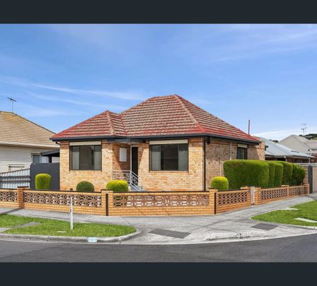 25 Willow Crescent, Bell Park, Vic 3215 - Photo 1