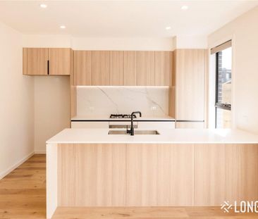 8 Waring Street, Keysborough, Vic 3173 - Photo 2