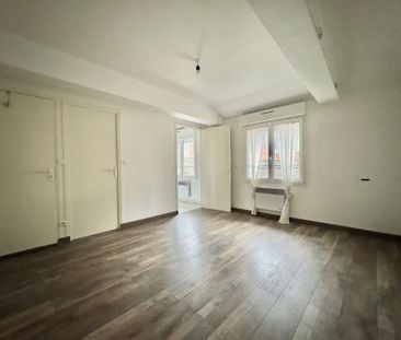 STUDIO - PROCHE GARE BEAUVAIS - Photo 2