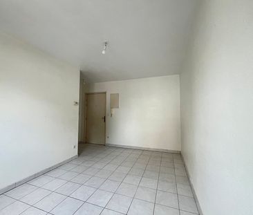 Location Appartement 1 pièce 23m² - Photo 4