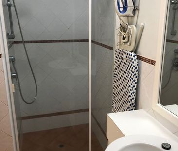 Furnished Studio Style Bedsit - Photo 1