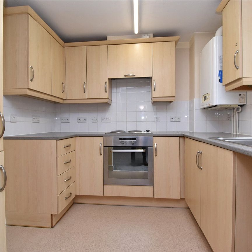 Compair Crescent, Ipswich, Suffolk, IP2 0EH - Photo 1