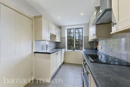 Manor Fields, LONDON - Photo 5