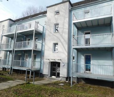 gemütliche 2-Zimmer-Wohnung in zentraler Lage mit Balkon - Foto 1