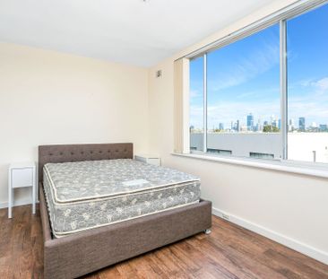 Stylish Unit in Sought after South Perth Location!! - Photo 6