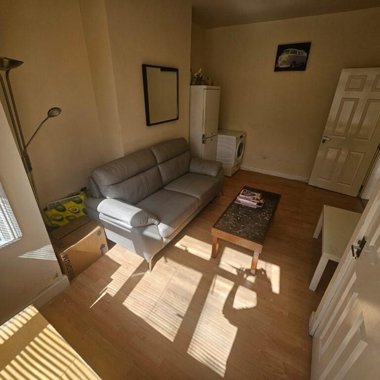 6 bedroom house share to rent - Photo 1