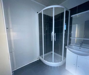 Location Appartement 2 pièces 44m² ANGERS 49000 - Photo 6