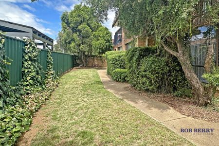 Townhouse in Central Dubbo Location - Photo 3