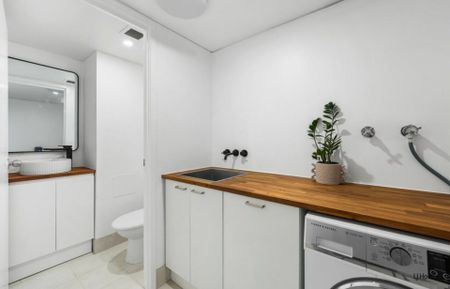 SPACIOUS TWO BEDROOM UNFURNISHED UNIT WITH POOL - Photo 5