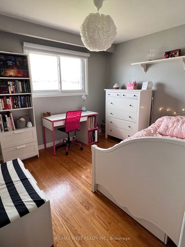 For Lease - 382 Maple Leaf Drive Unit# Main Flr, Toronto, Ontario - Photo 5