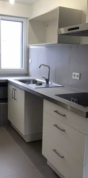 Location Studio 1 pièces 11 m2 à Saint-Didier - Photo 1