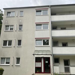 Demnächst frei! 2-Zimmer-Wohnung in Düsseldorf Garath mit Balkon - Photo 3