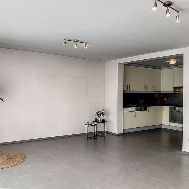 Appartement te huur in Ieper voor € 650 met 2 slaapkamers - Photo 1