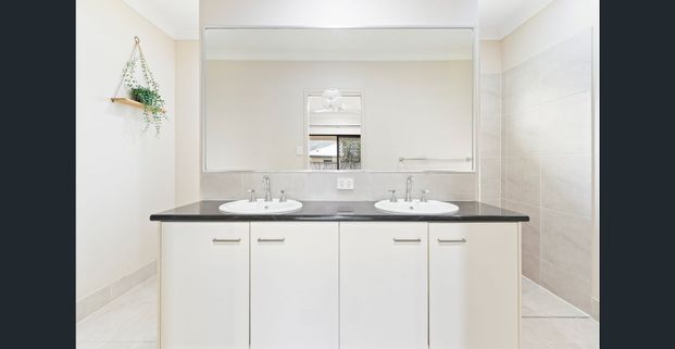 Family home in Gordonvale - Photo 1