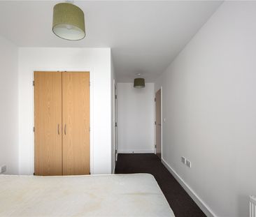 Ward Road, E15 - Photo 4