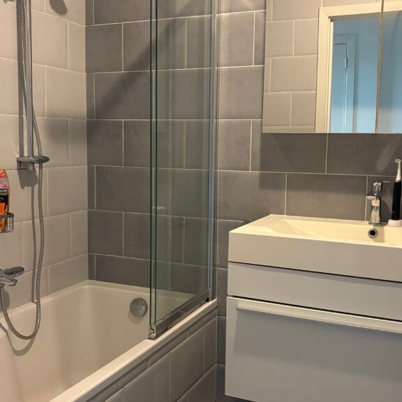 Licht appartement met terras en prachtig uitzicht - Photo 1