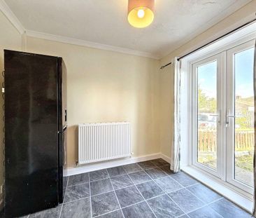 3 bed terraced house to rent in DH6 - Photo 3