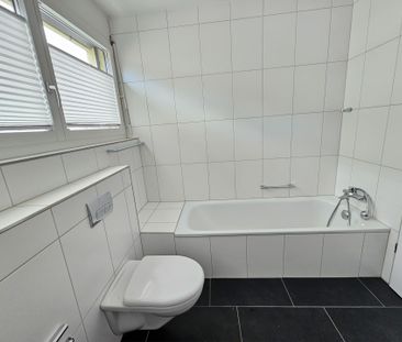 Helle und moderne 4½-Zimmer-Wohnung an zentraler Lage - Foto 6