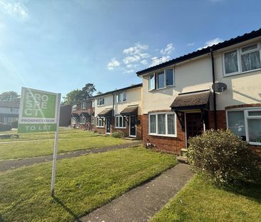 2 bedroom House in Kingfisher Close, Farnborough - Photo 4