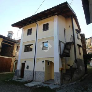 Trilocale in affitto - Photo 2