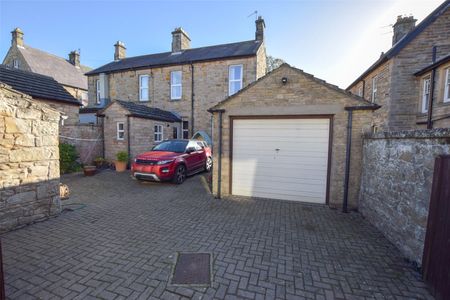 10, Bede Road, Barnard Castle, County Durham, DL12 8HD - Photo 4