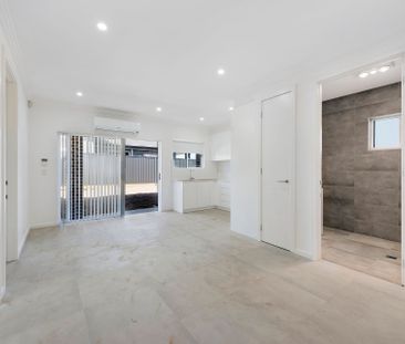 Apply Now - Century 21 &vert; the Paramount Group &ast;Granny Flat&... - Photo 1