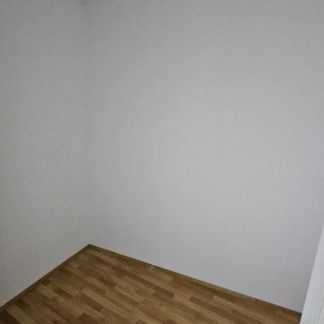 Geförderte 2 Zimmer- Dachgeschosswohnung mit unbefristetem Mietvertrag - Foto 1