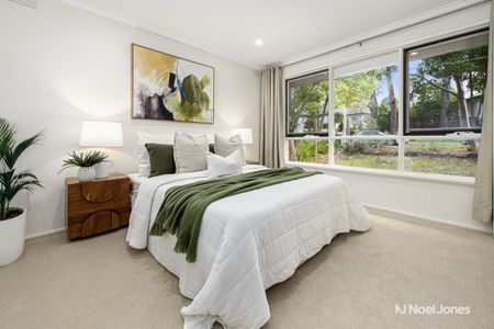 10 Nandina Street, FOREST HILL - Photo 3