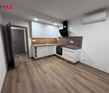 Pronájem bytu 2kk centrum Lanškrouna - parking - Fotografie 1