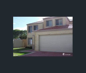 Family Entertainer! - Photo 4