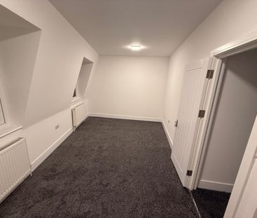 3 Bed Flat, Bromley Road, E10 - Photo 4