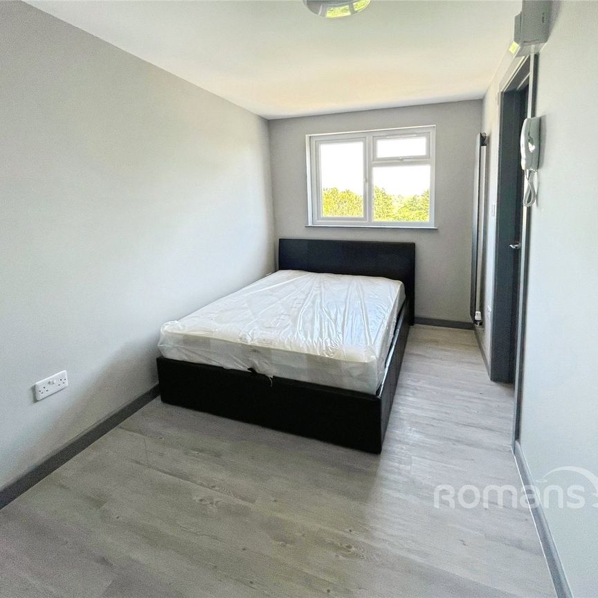 1 bedroom property to rent - Photo 1