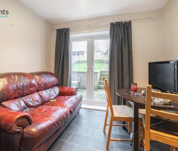 5 bedroom terraced house to rent - Photo 1