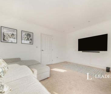 3 bedroom terraced house to rent - Photo 2