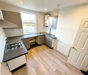 2 bedroom maisonette to rent - Photo 4