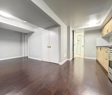 For Lease - 759 Eaglemount Crescent, Mississauga, Ontario - Photo 2