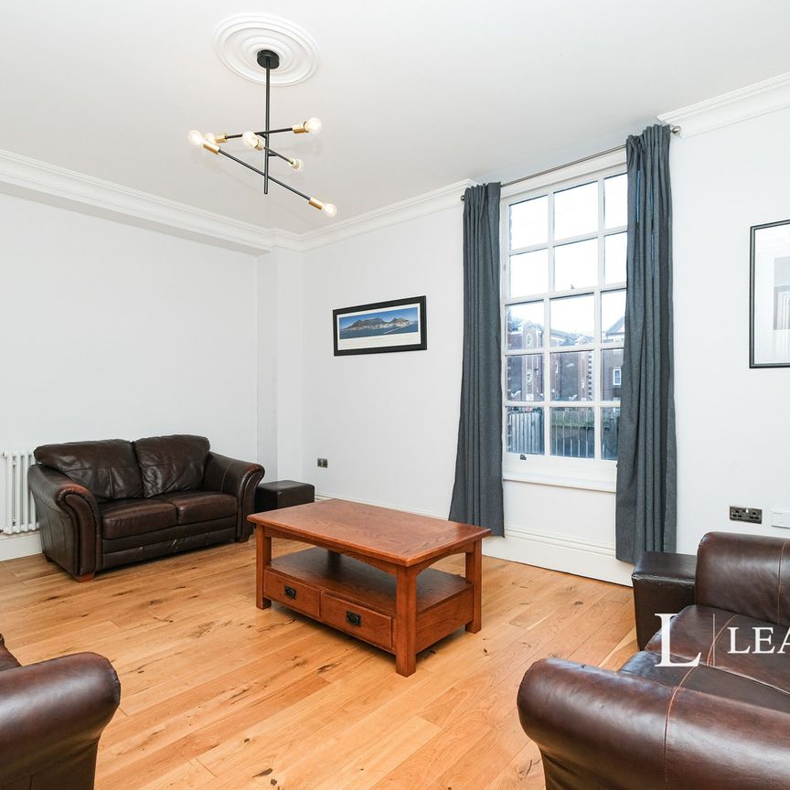 4 bedroom house to rent Percy Street, Liverpool, Merseyside, L8 - Photo 1