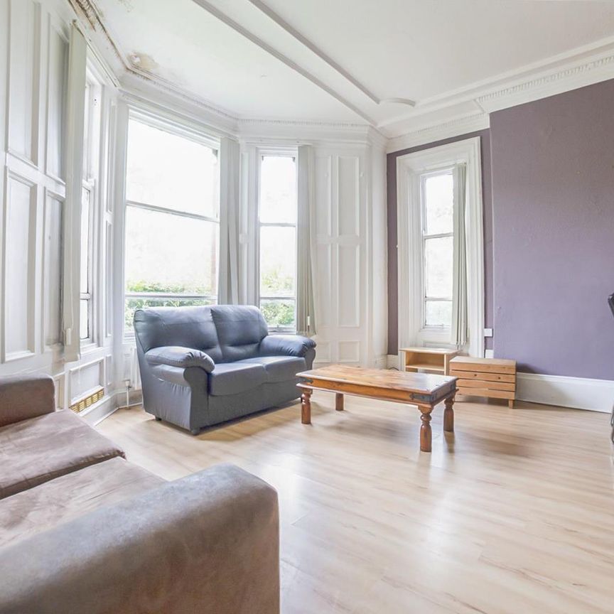 2 bed apartment to rent in Grosvenor Place, Jesmond, NE2 - Photo 1