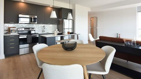 For Lease - 929 Richmond Road Unit# 1209, Woodroffe, Ontario - Photo 2