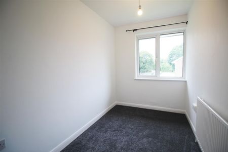 Sheppey Close, Broadfield, Crawley - Photo 3