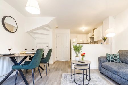 4 Bed Terraced House, Stratford House Road, B5 - Photo 2