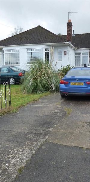 2 bedroom detached bungalow to rent - Photo 2